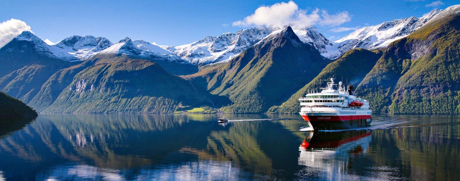Découvrir nos croisières d'exploration en Norvège Hurtigruten